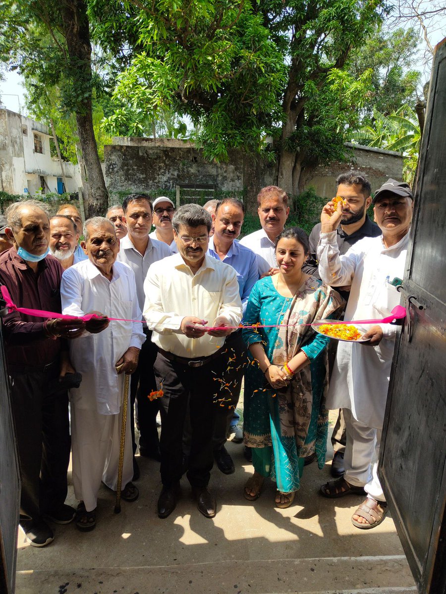 dioudhampur's tweet photo. Additional Registrar Cooperative Societies  Jammu &amp; Managing Director/CEO of JCC Bank, Bal Krishan, conducted a comprehensive inspection tour of various Cooperative Blocks in District Udhampur and formally inaugurated an Atta Chakki Food Processing Unit in Block Majalta
@diprjk https://t.co/9yn4OYNcEH