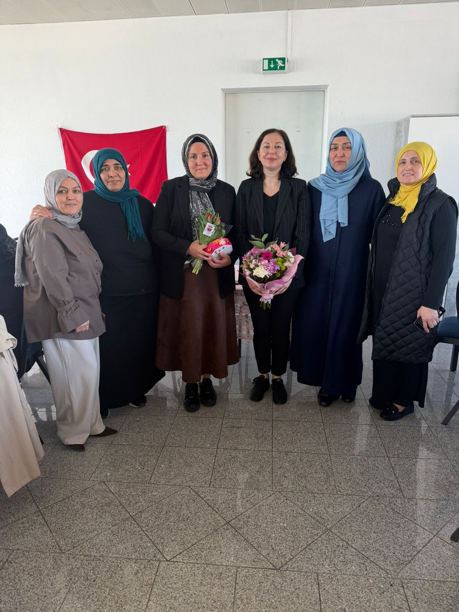 Türkiye in Stuttgart tweet media