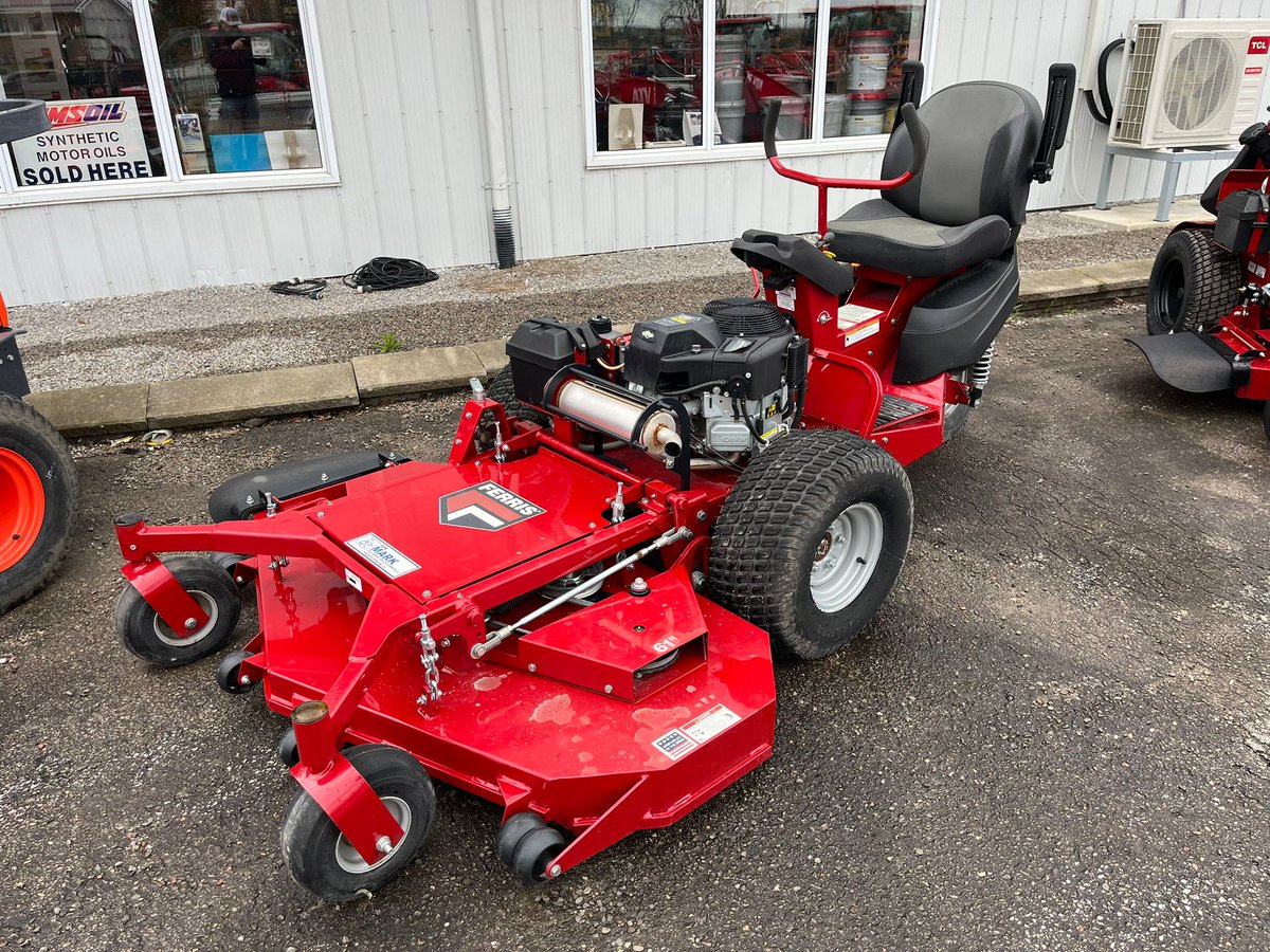 EquipmentOnt's tweet photo. Need a new ride-on lawnmower?

Clearance Pricing on Ferris Procut 3-wheeler, 61" deck, 27hp Briggs or 24hp Kawasaki engine. 
ONLY:  $16,500 + HST 

#LawnMaintenance #LawnCare #Landscaping #FerrisMowers https://t.co/TuaqyiQsCh