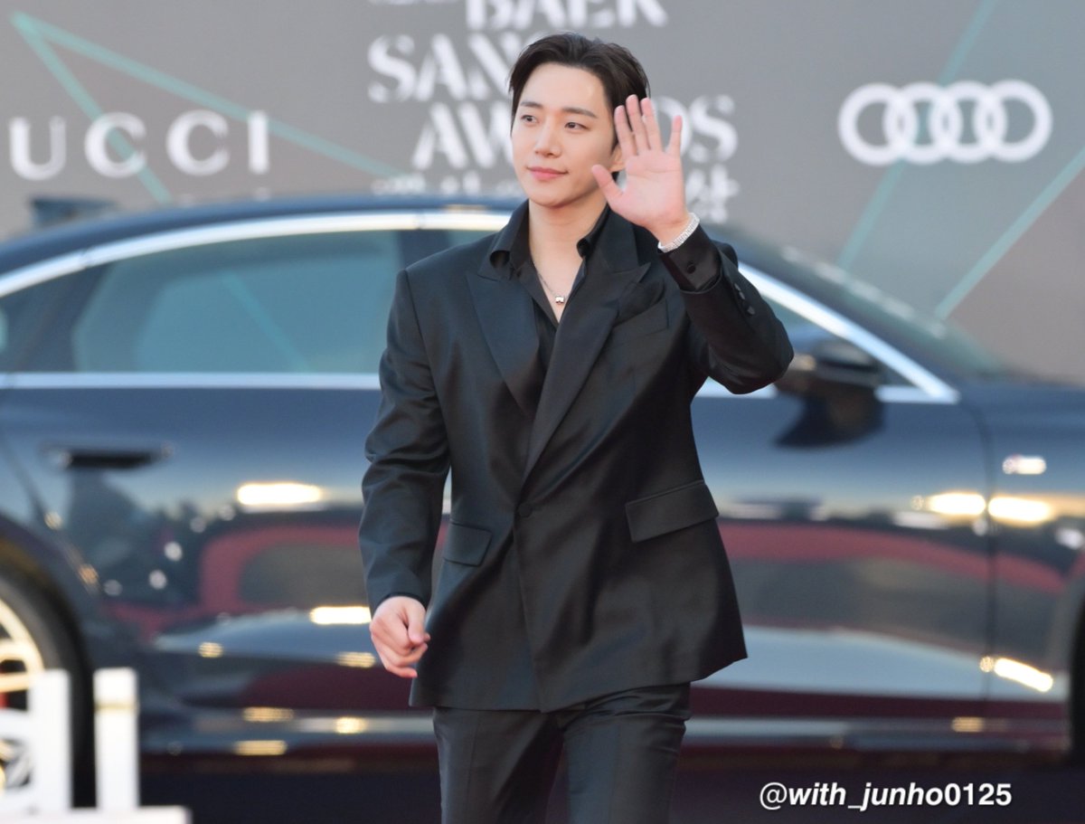 안녕👋
260508 제62회 백상예술대상 레드카펫

#이준호 #LEEJUNHO 
#O3collective