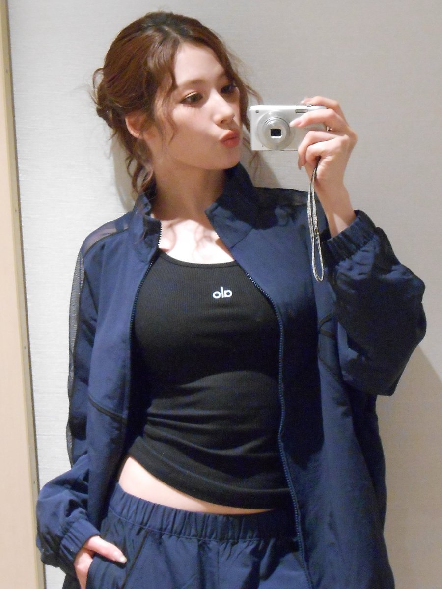 MINATOZAKI SANA OMGGG