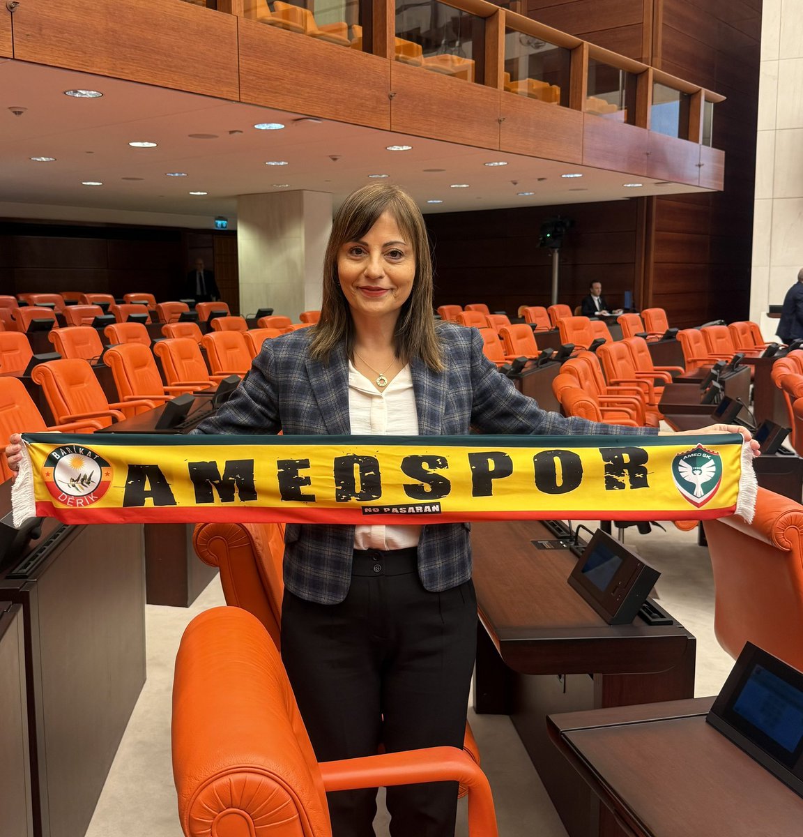 SİYAH SANCAK tweet media