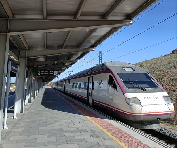 Renfe tweet media