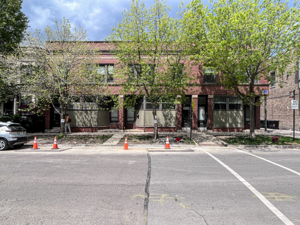 yimbytweets's tweet photo. Four Condos Permitted At 1230-1234 West Grace In Wrigleyville With Demolition Pending https://t.co/a8GkQOIAtO https://t.co/LwBS3UKzKd