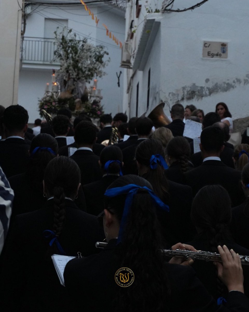 bmrincon's tweet photo. 📸 GALERÍA DIVINA PASTORA DE LAS ALMAS2026

Segundo año tras la Divina Pastora de las Almas de Algarrobo, un orgullo poder acompañarte.🩵👒

#AlCompásdelRincón #Galería #MúsicaCofrade https://t.co/NJOLQHt5G4
