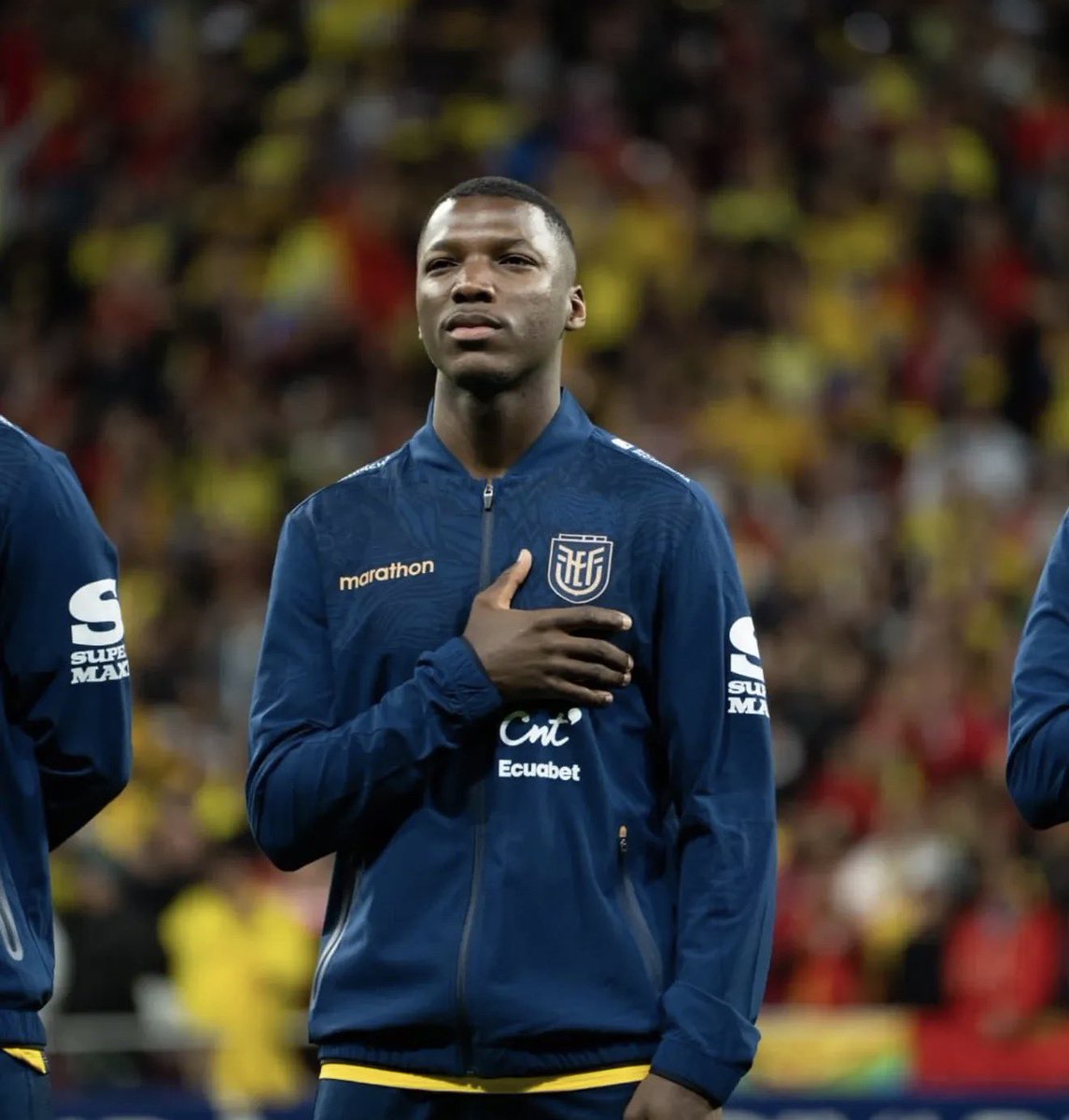 En las próximas horas se comunicará oficialmente  por parte de la FIFA y de la <a href="/FEFecuador/">FEF 🇪🇨</a> sobre la amnistía que se ha otorgado a Moisés Caicedo.

Gran gestión de la <a href="/FEFecuador/">FEF 🇪🇨</a> y <a href="/CONMEBOL/">CONMEBOL.com</a> para lograr que el motor de nuestra selección esté en el primer cotejo de la