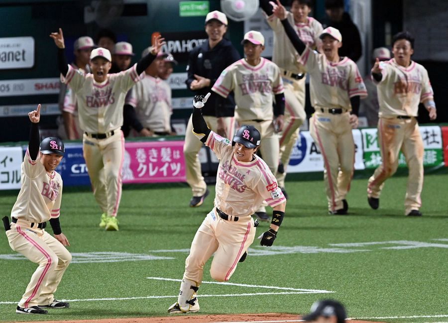 西スポWEB OTTO! タカ番がつぶやくソフトバンクホークス最新情報・裏情報 tweet media