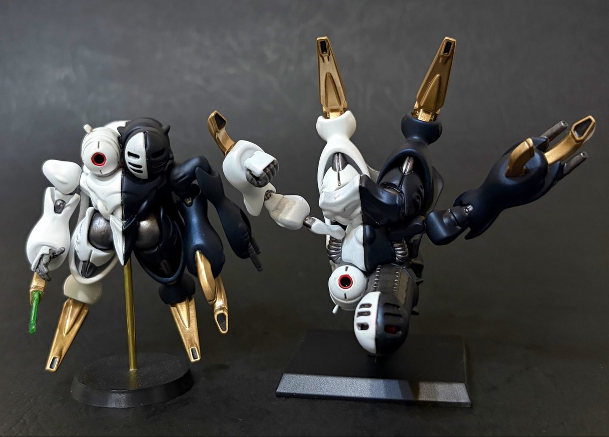 ISTisyuty's tweet photo. #コンバージ
#ガンダムコンバージ
#モビルスーツアンサンブル
#ディキトゥス

ディキトゥス
MS形態とMA形態 https://t.co/yUI2kA1QP2