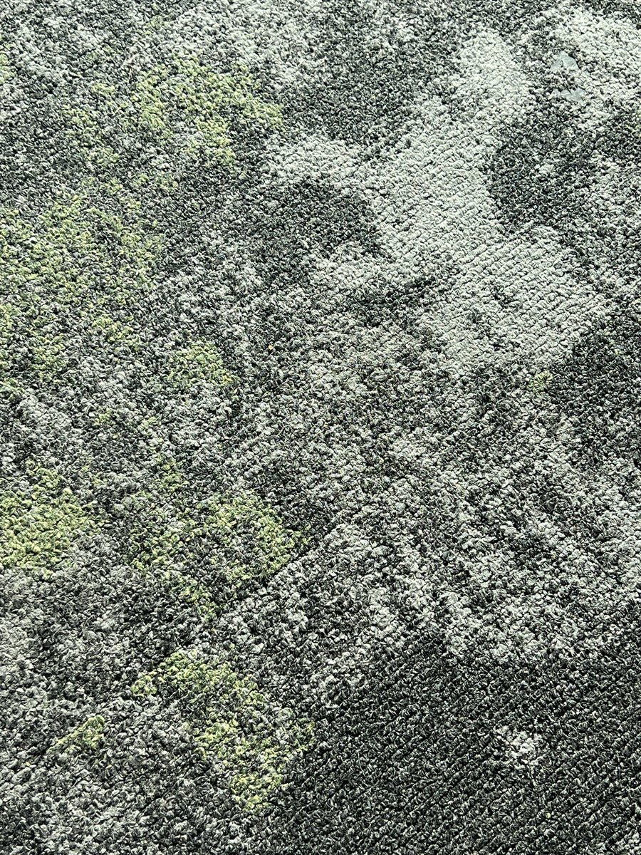 Airport carpet! 

This could only mean one thing…… 🤔