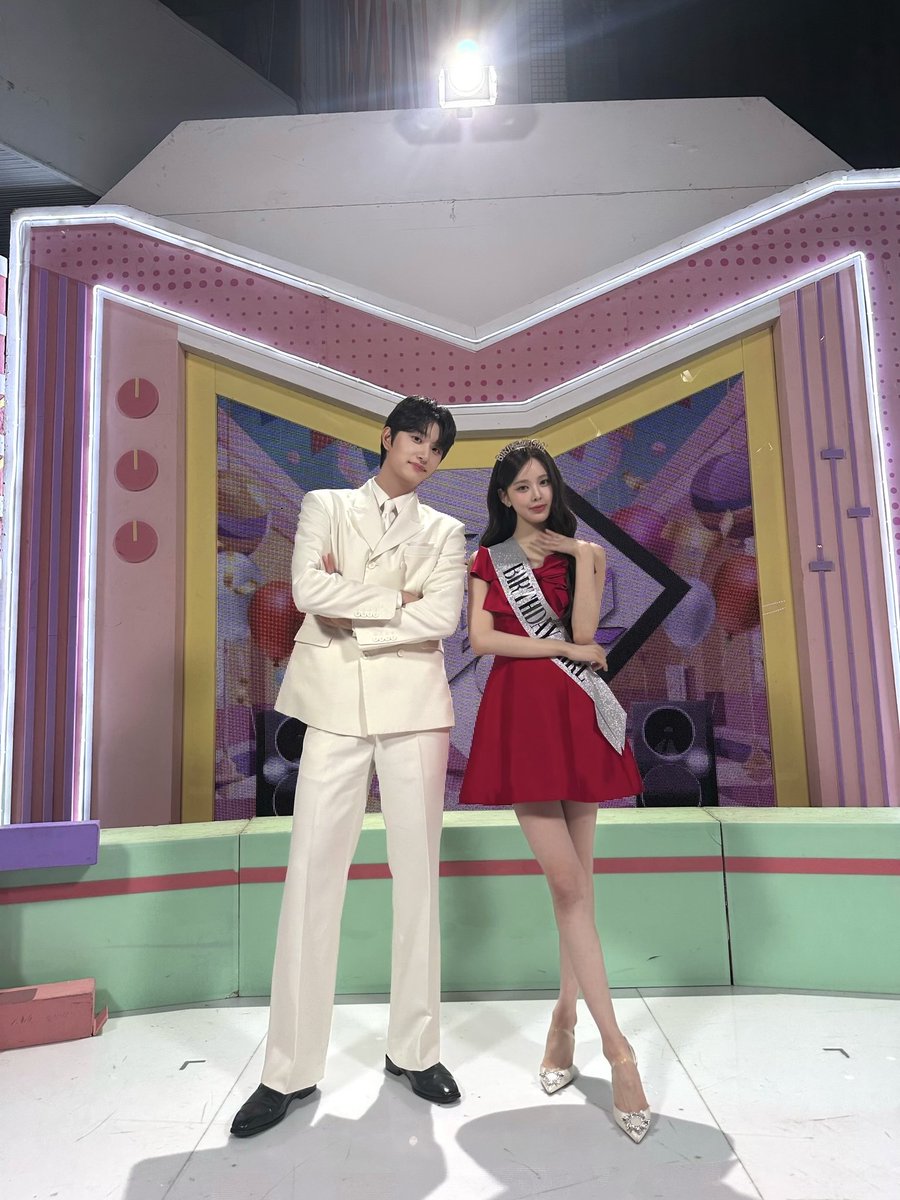 뮤직뱅크 (Music Bank)🏦 tweet media