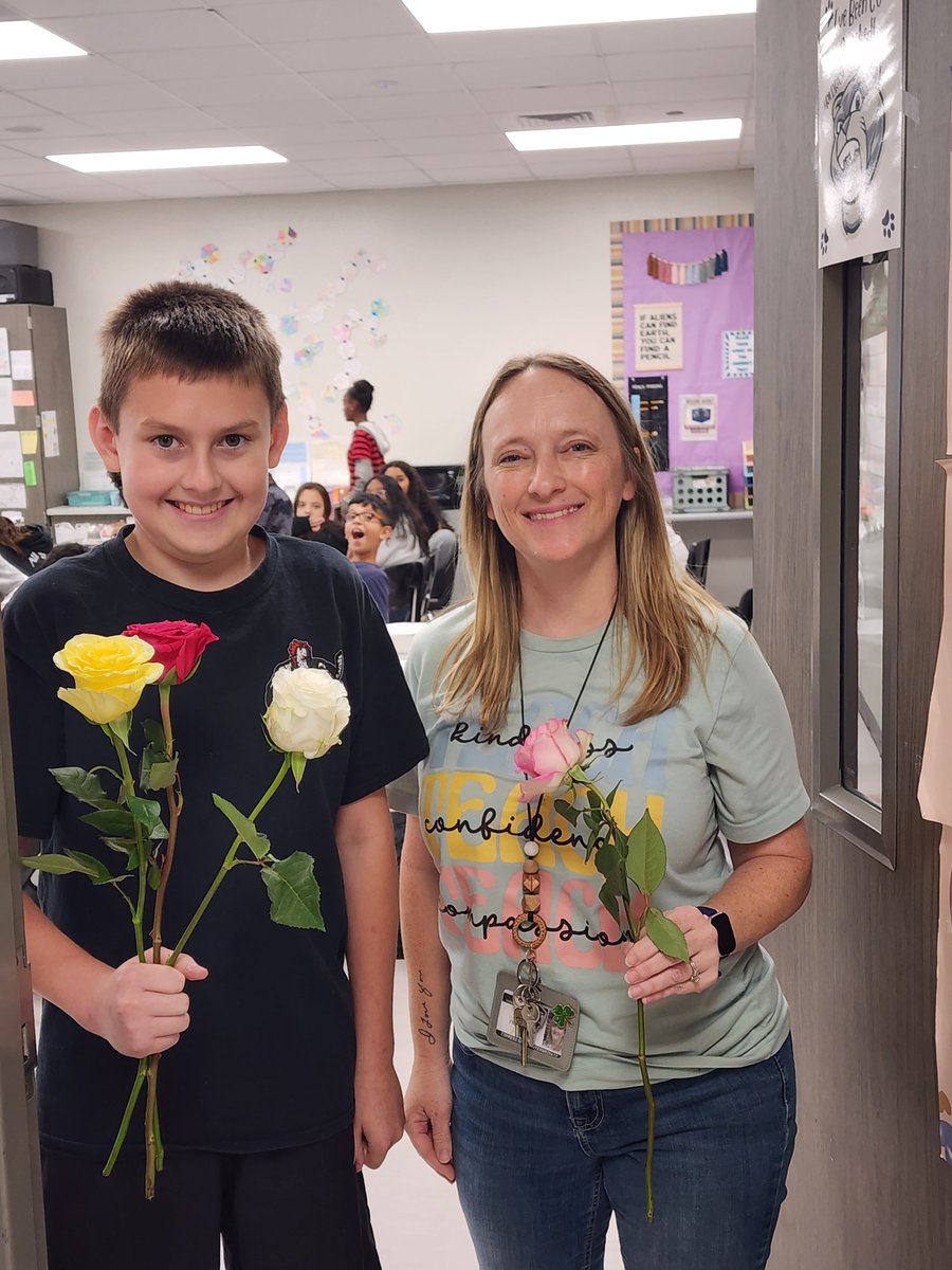 cg_cats's tweet photo. We had some special deliveries around campus ahead of Mother's Day. Such a wonderful surprise! https://t.co/Pv802gy1Ot