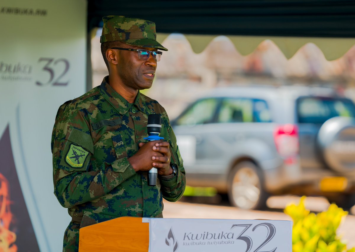 GatsiboDistrict's tweet photo. @Unity_MemoryRw @RwandaLocalGov @RwandaEast @RichardGasana @sekanyangeJL @MUKAMANAMarcel1 @IGIHE @RadioNyagatare @radioishingiro @muhaziyacu @btntvrwanda @jneposiboman @SiboSaidi Abafashe ijambo bose muri gahunda yo #Kwibuka32, bashimye banasingiza ubutwari bw’Inkotanyi zari ziyobowe na Nyakubahwa President Paul Kagame. bati, "Dufitanye igihango tutazatatira" #Kwibuka32
@Unity_MemoryRw https://t.co/rPcXsAXrjI