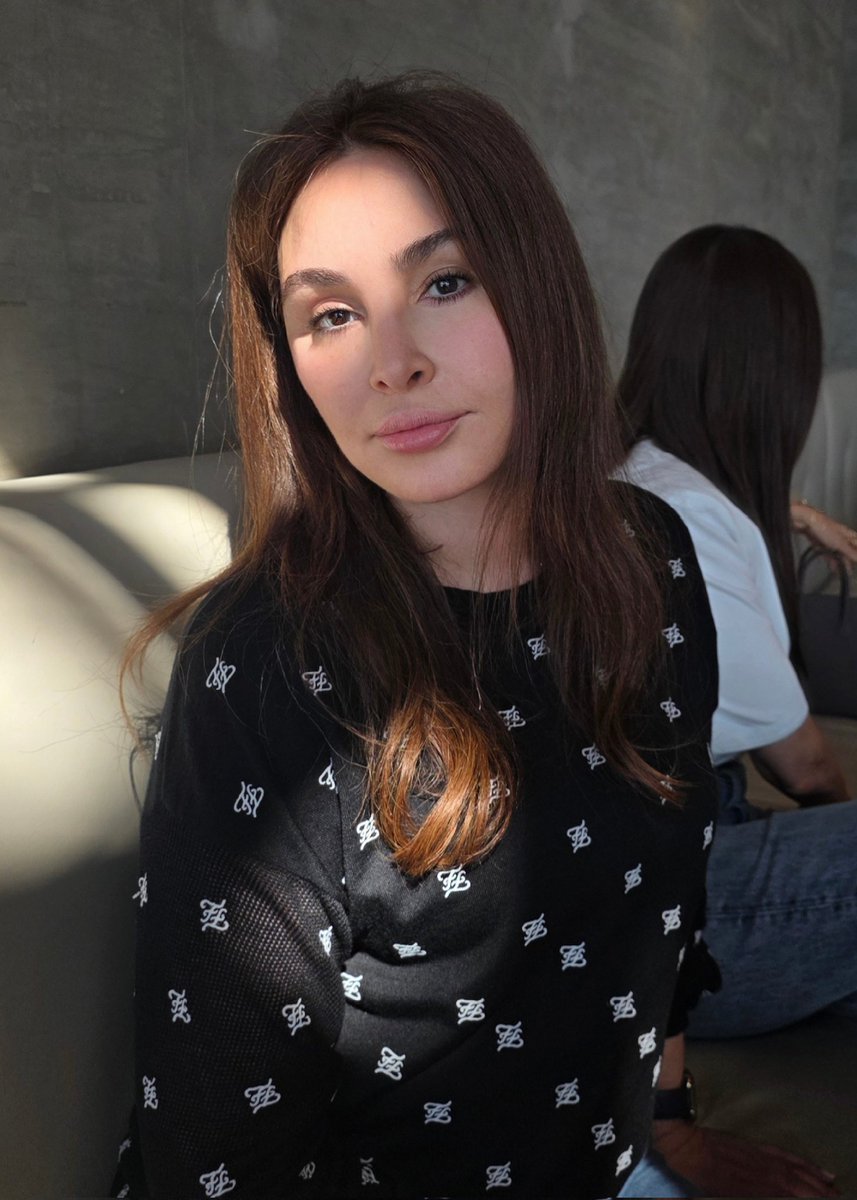 Elissa tweet media