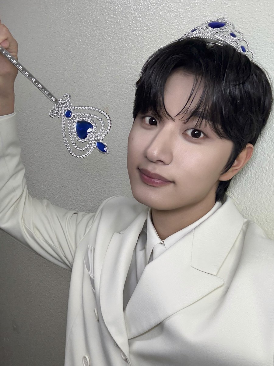 뮤직뱅크 (Music Bank)🏦 tweet media