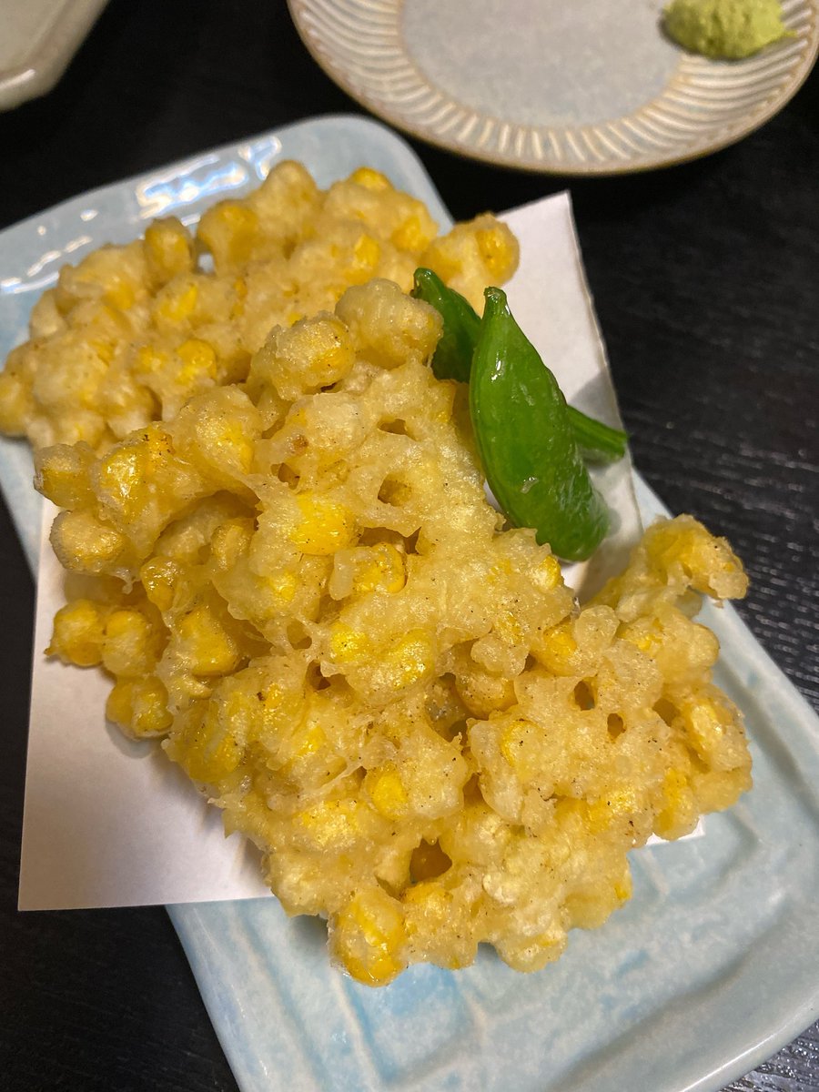 今夜も魚の名店へ。刺身や牡蠣が美味いのはいつも通りだけど、人生で1番美味いゴーヤーチャンプルーまで作れるってのは名店すぎる。今日も大満足。