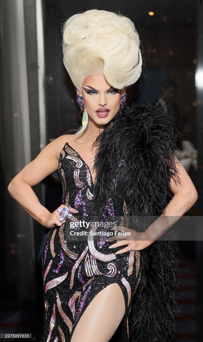 Sam Star Rpdr Sam Star looks dazzling for the RuPaul's Drag Race All Stars season 11 ...