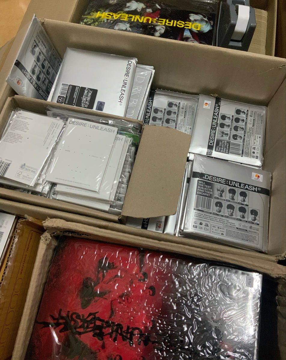 sojinnshop's tweet photo. พร้อมส่ง Album ENHYPEN ‘DESIRE : UNLEASH’ 

อัลบั้ม DESIRE : UNLEASH 
Mine ver. 200 / You ver. 200

Engene ver. สุ่มไม่แกะซีล 90 บาท

Weverse ver. 120 บาท

📮 ค่าส่ง 50

#ตลาดนัดenhypen https://t.co/WEnnHWidyW