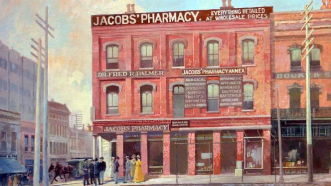 JonErlichman's tweet photo. Coca-Cola started this day in 1886.

It sold 9 drinks a day in its first year. 

Today, it’s 2.2 billion drinks a day. https://t.co/1F7TtvR3rX