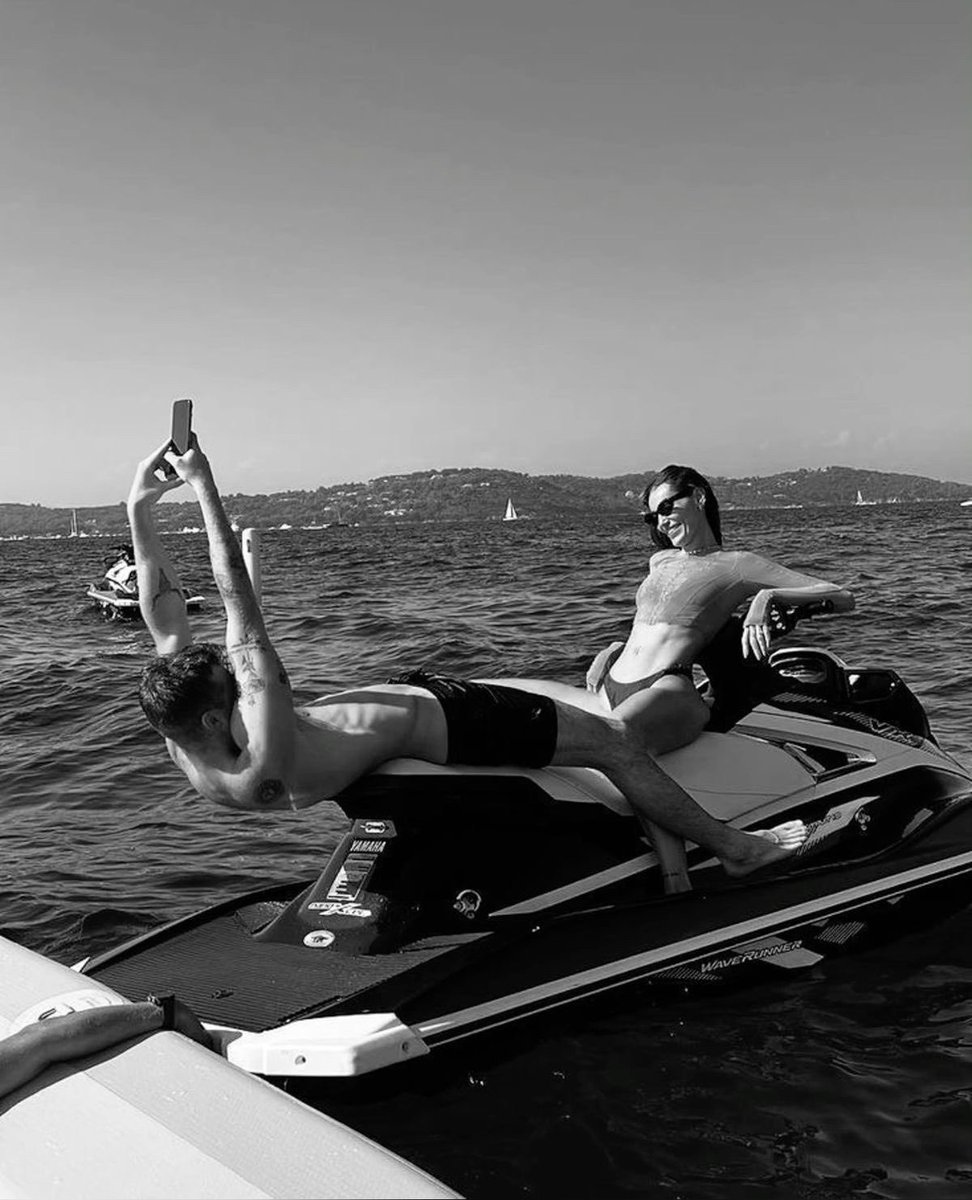phootoo_'s tweet photo. Summer vibes https://t.co/NK6XxAZUot
