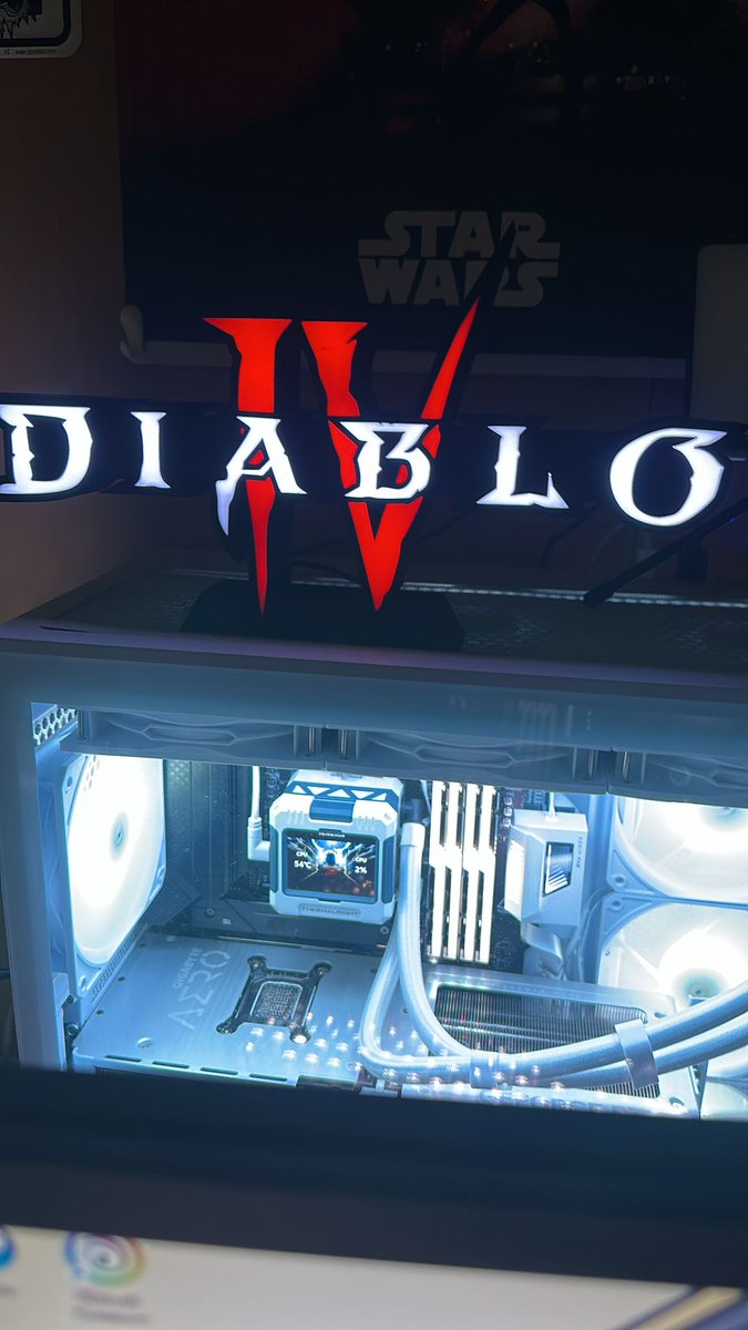 ArenaOx's tweet photo. Luminária Diablo 4 impresso em 3D, em uma Bambu Lab A1. https://t.co/OZrf27f3wq