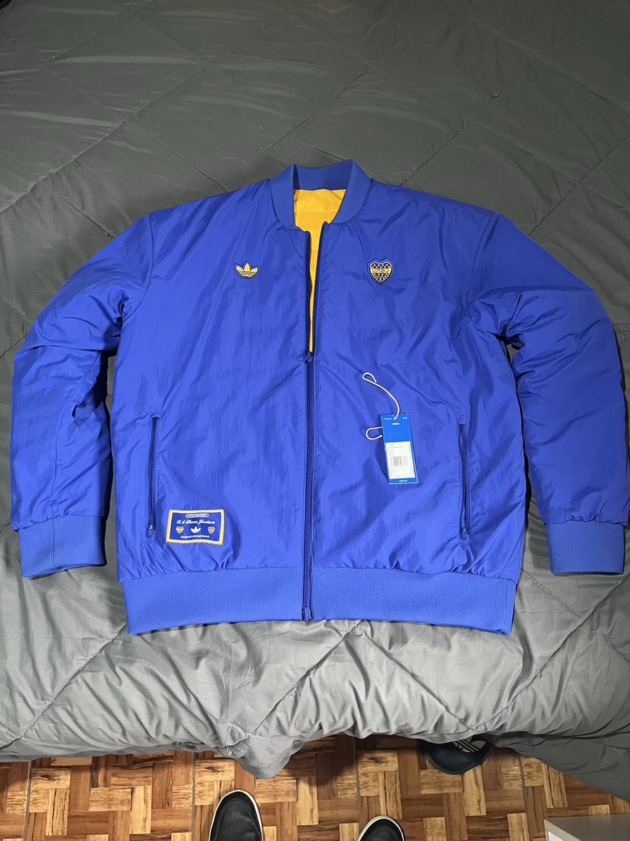 san30423's tweet photo. @marto_m3 Icons reversible
Nueva con etiqueta 🏷️
Talle L
Un solo uso
$180.000 https://t.co/BRB5W1eYho