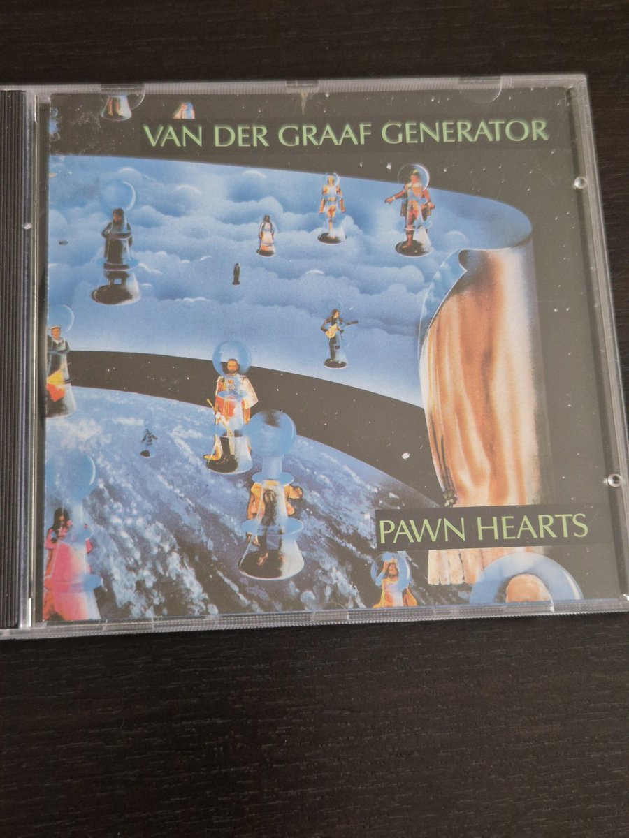 BubenikKarel's tweet photo. Pawn Hearts is the fourth album by the English progressive rock band Van der Graaf Generator.
Released 1971.
#NowPlaying #VanDerGraafGenerator #Progrock https://t.co/K5Jl910euu