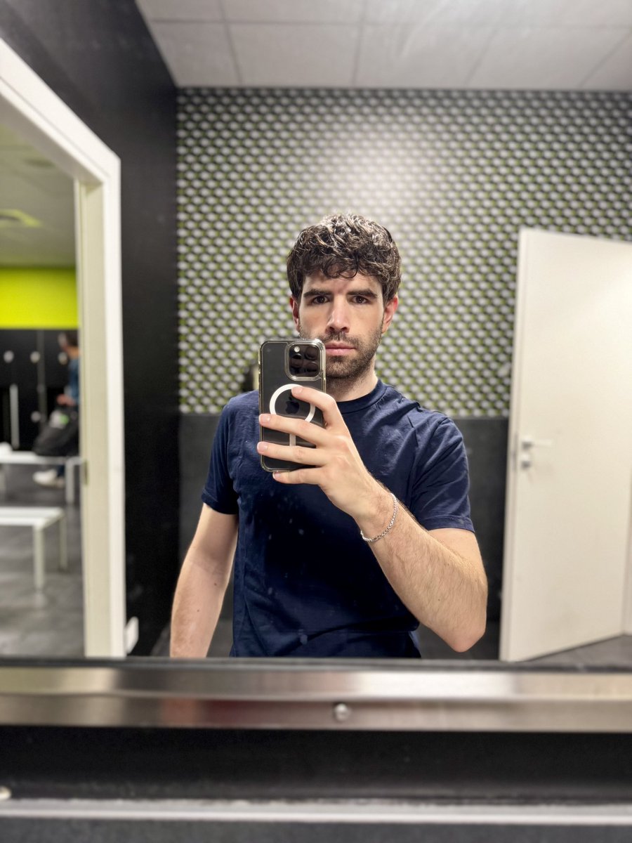 Gabriele tweet media