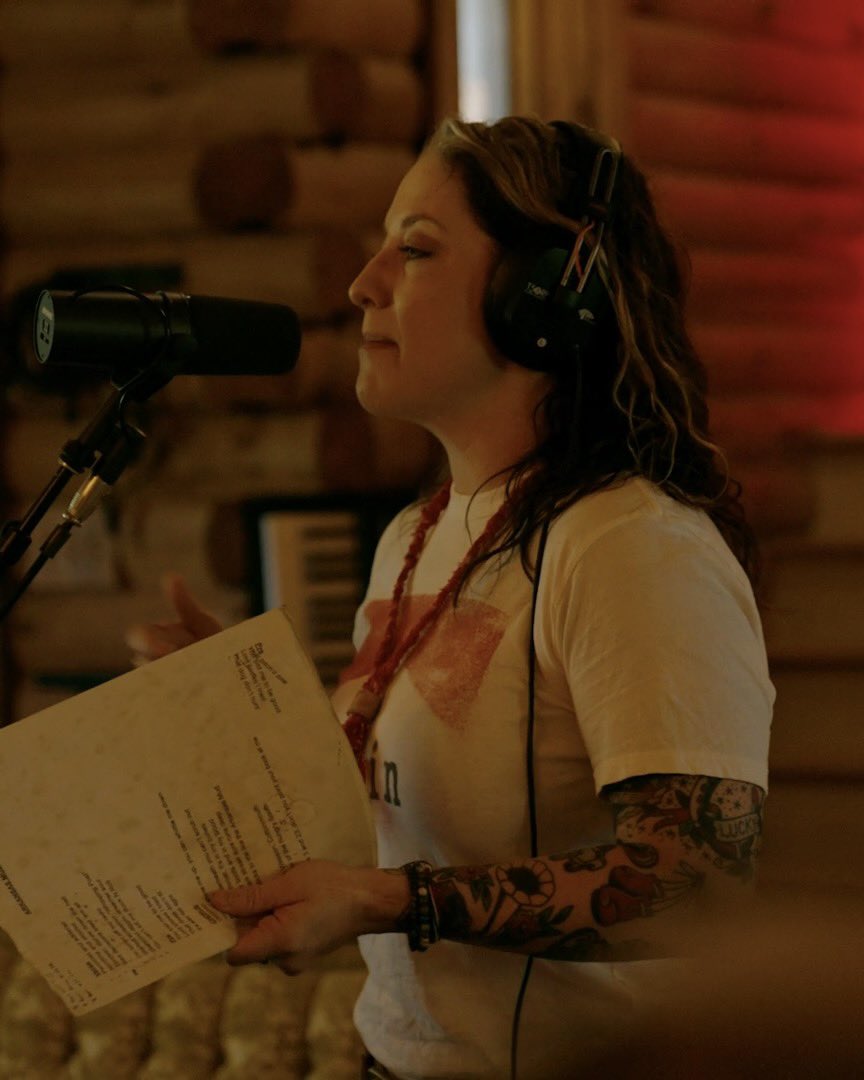 Ashley McBryde tweet media