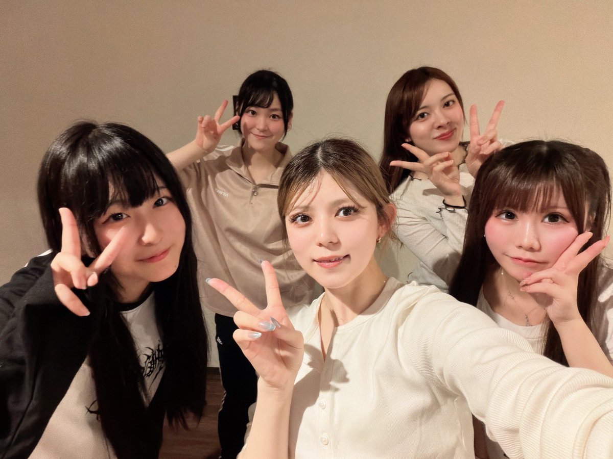 白羽りおん tweet media