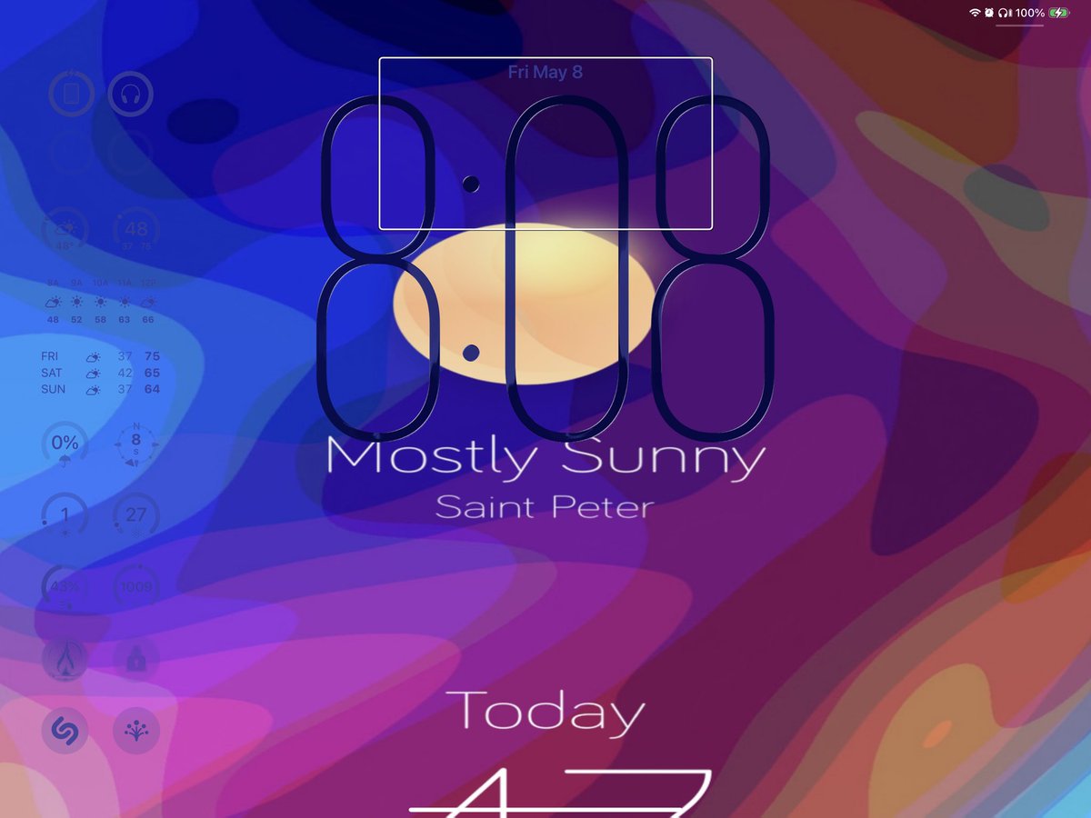austynjohnson26's tweet photo. #showlive by @seankly setup 🌧️✨
Themes by @daddykool666 and @Zooropalg
Walls: @_iBidule Icons: blue top4z by @MyLoveJewels
Widgets: @apple @CARROT_app @shazam @DarkNoiseApp @WaterMinder_app
Hope it brings some calm ✨ https://t.co/3jo6thmMw3