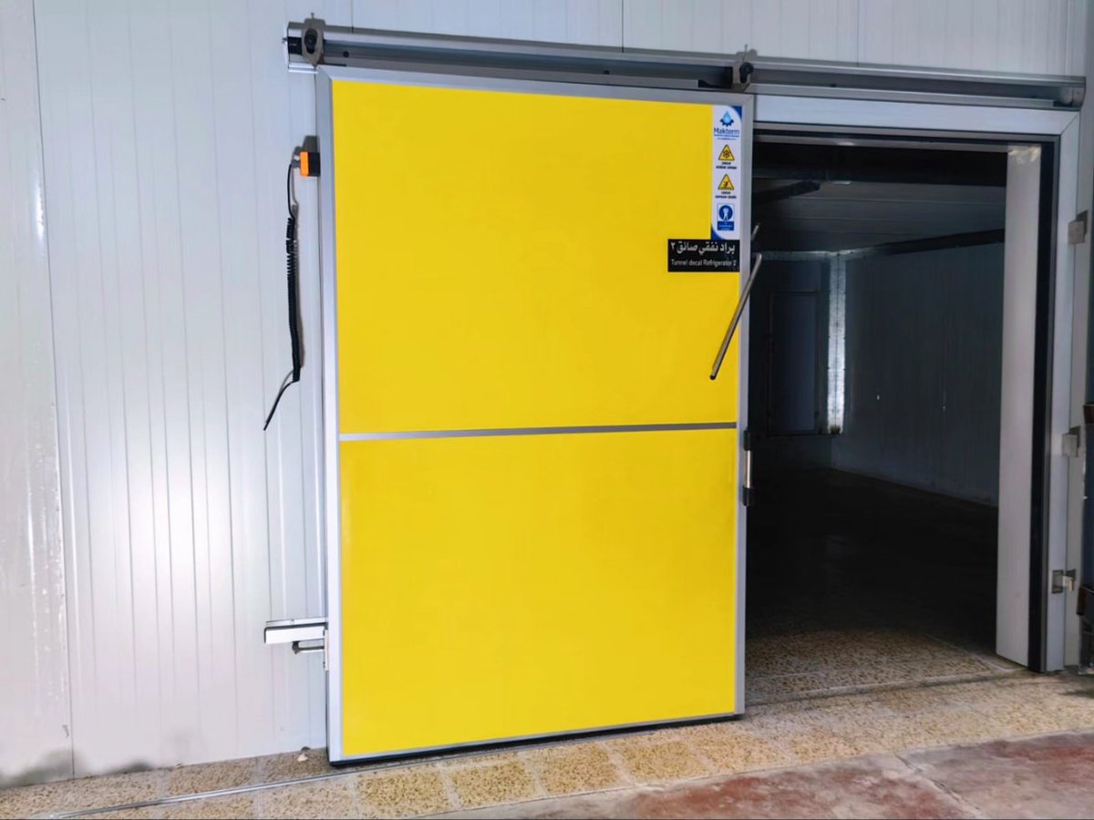 Makterm_Com's tweet photo. 🇹🇷
Kerkük’de tamamladığımız kesimhane projesinde;
-40°C şoklama tünelleri, Air Chiller soğutma sistemleri ile donmuş ve taze muhafaza odalarının tüm soğutma altyapısını başarıyla devreye aldık.
#Kirkuk #Kerkük #ColdRoom #CoolingSystems #Refrigeration #BlastFreezer #AirChiller https://t.co/sRB5NHw7Kn