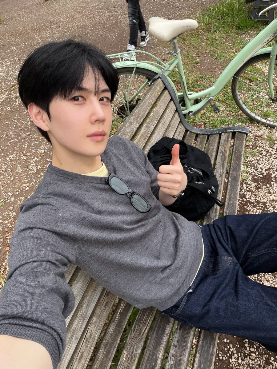 해일 tweet media