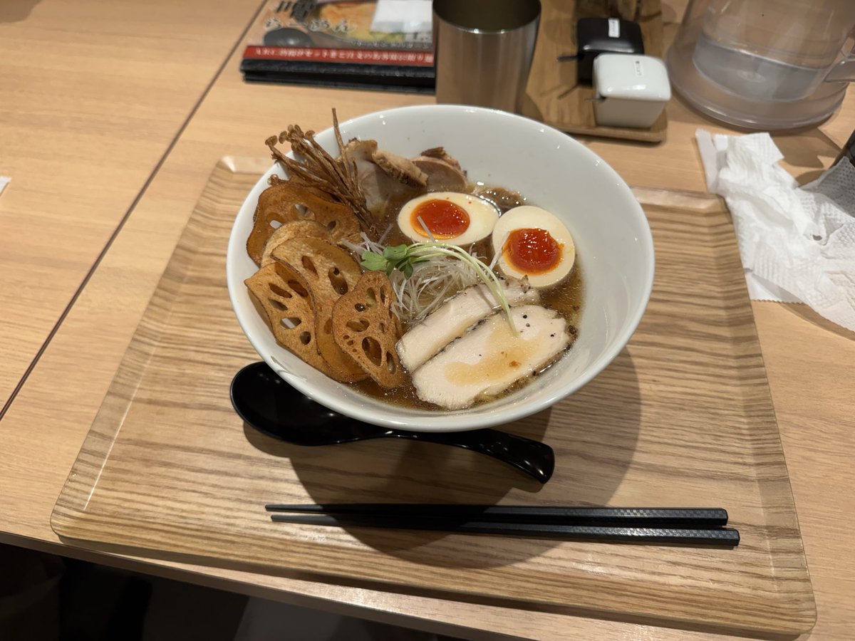 ぬるし tweet media