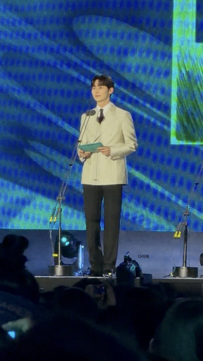 다이제 tweet media
