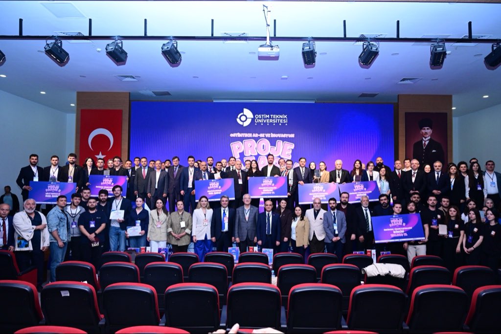 FatihBilalYulek's tweet photo. OSTİM Teknik Üniversitesi ev sahipliğinde düzenlenen “OSTİMTech AR-GE ve İnovasyon Proje Pazarı II” programına, Yönetim Kurulu üyelerimizle birlikte jüri üyesi olarak katılım sağladık.

Gençlerimizin teknoloji, üretim ve inovasyon odaklı projelerini değerlendirme fırsatı bulduğumuz programda; millî teknoloji vizyonuna katkı sunan fikirleri dinlemekten büyük memnuniyet duyduk.

Savunmadan yapay zekâya, medikal teknolojilerden ileri imalat sistemlerine kadar birçok alanda geliştirilen projelerin ülkemizin geleceğine değer katacağına inanıyorum.

Emeği geçen tüm öğrenci ve akademisyenlerimizi tebrik ediyor, başarılarının devamını diliyorum.