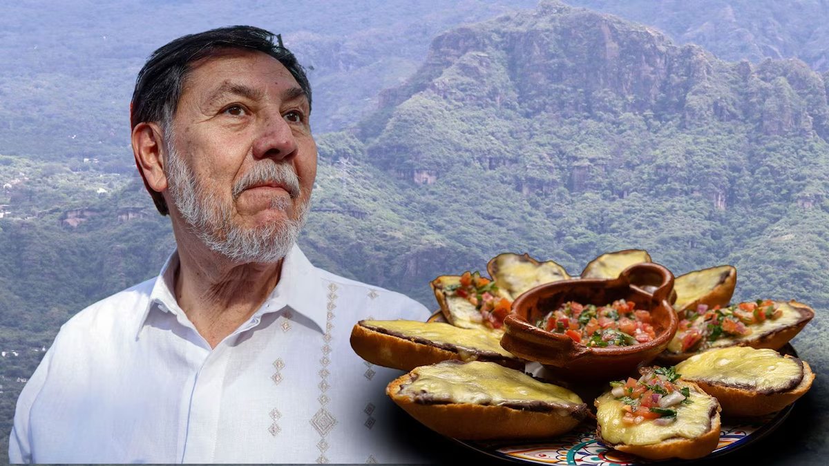 Comensales encaran a Gerardo Fernández Noroña en La Sombra del Sabino, uno de los cafés literarios más conocidos de Tepoztlán, Pueblo Mágico

tinyurl.com/y7p9hbxn