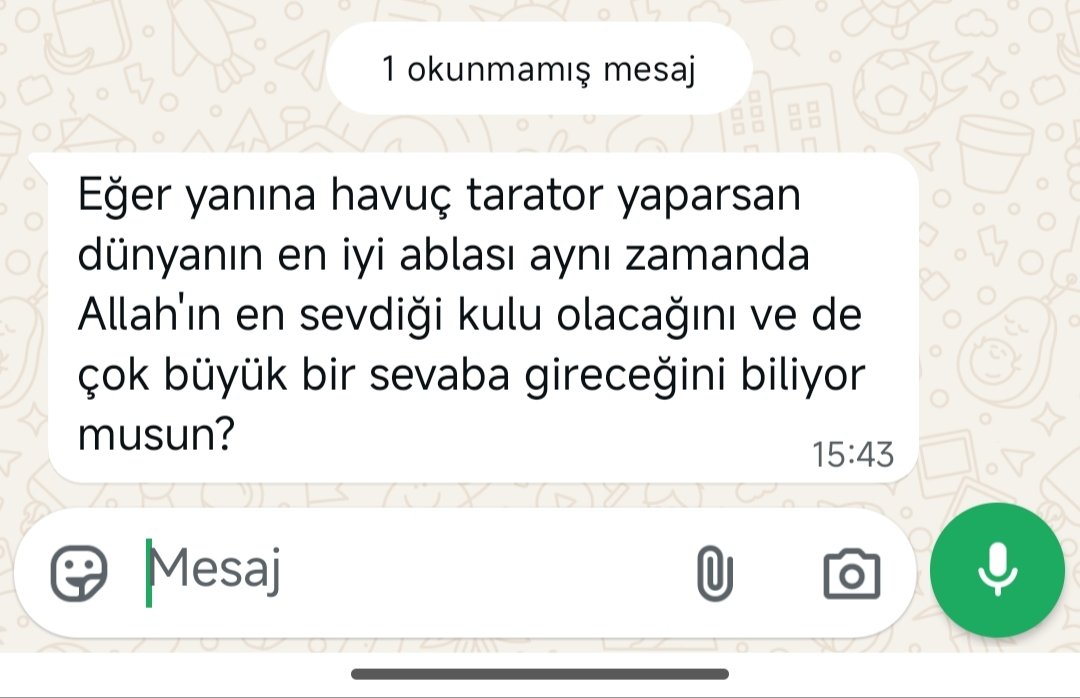 aycaserapp's tweet photo. Sister'ımın benim ellerimden olan havuç taratora düşkünlüğü hahahshah https://t.co/egLWiKzpKM