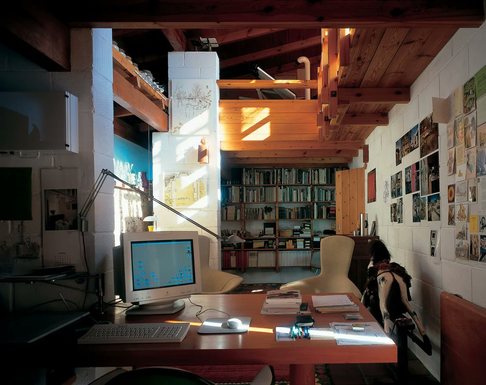 RIP Peter Aldington, whose Turn End is a lovely example of perhaps my favourite architectural style — Kettle’s Yard Modernism.