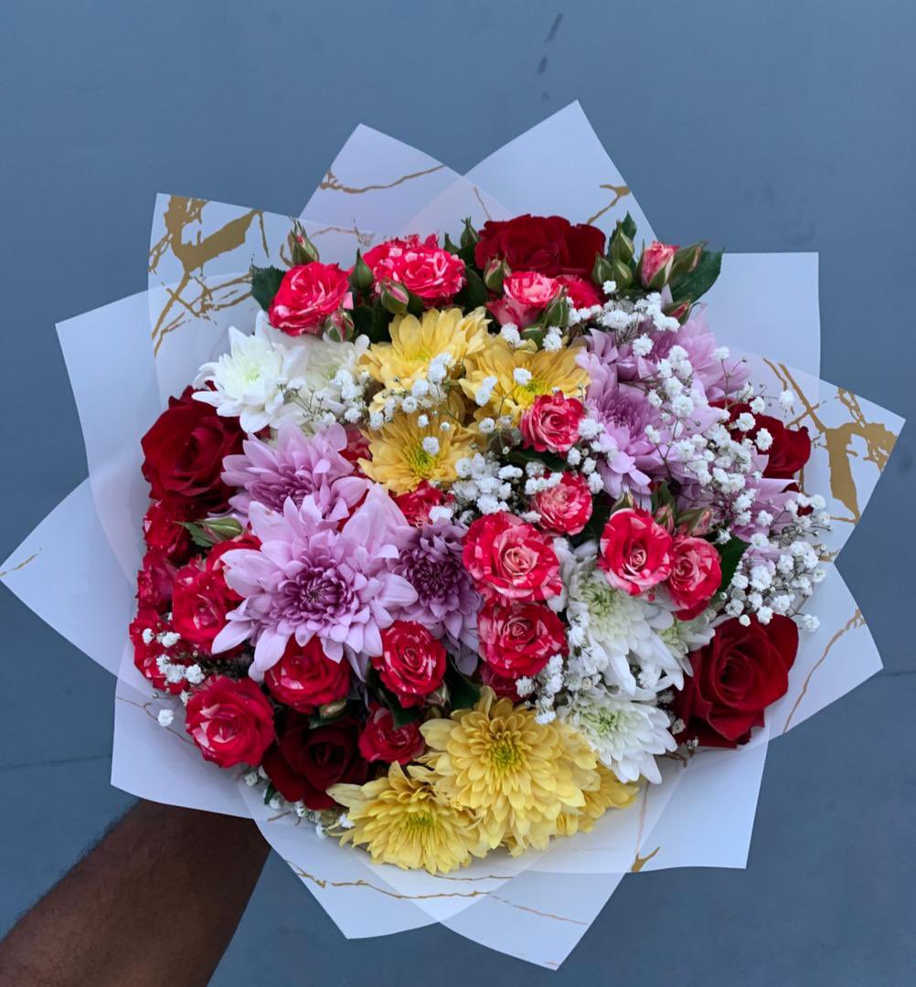 i’m your plug for fresh flowers 💐
