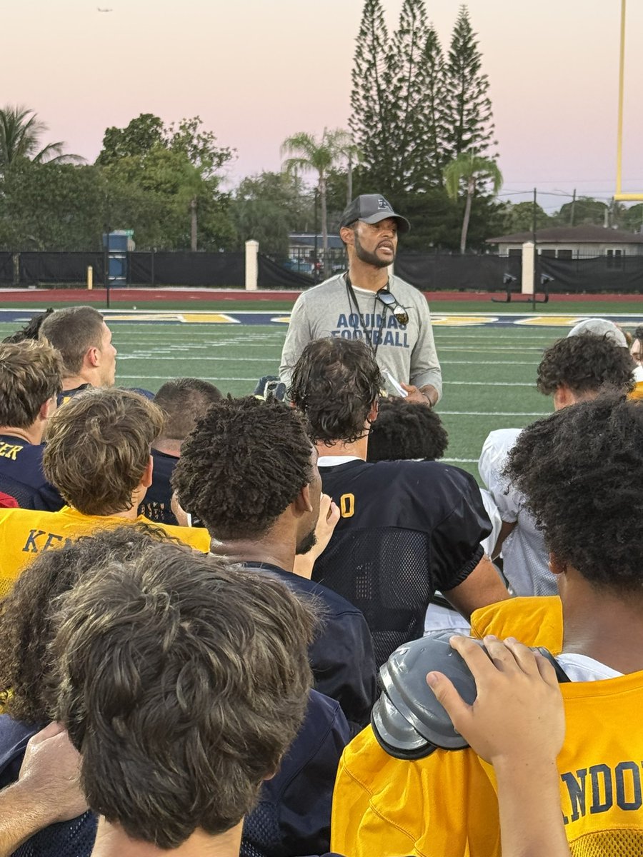 Aquinas Football tweet media