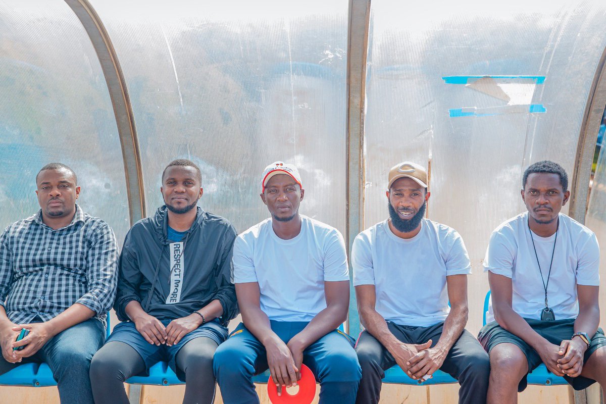 CityofKigali's tweet photo. Mu mikino ya 1/4 cy’irushanwa #UmurengeKagameCup harimo kuba umukino uhuza ikipe y’Umurenge wa Nyarugenge uhagarariye #KigaliYacu n’iy’Umurenge wa Mbazi ihagarariye @RwandaSouth. 

Uyu mukino urimo kubera kuri sitade Kamena, igice cya mbere kirangiye ari 0-0. https://t.co/QTTne4to0K
