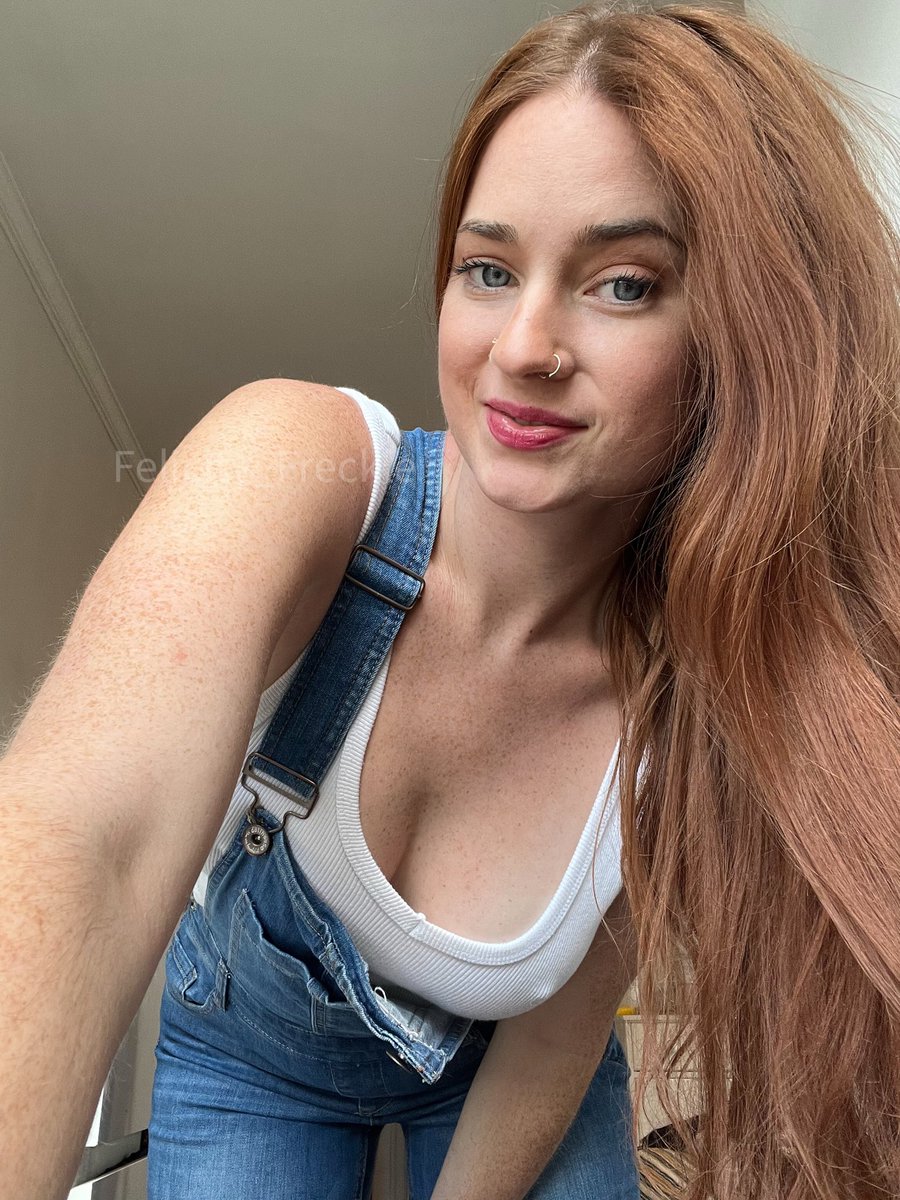 Felicity_Freckle 💗 tweet media