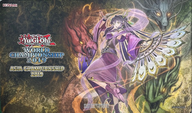 遊戯王 つりおCS 十六夜アキ ブラックローズドラゴン プレイマット 十六夜アキ&ブラック・ローズ・ドラゴン JUDGE プレイマット - カード