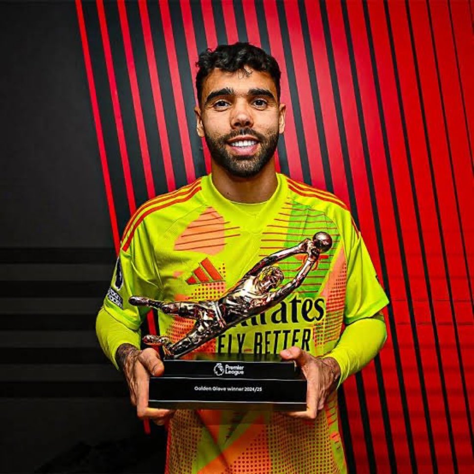 29Havertz43802's tweet photo. 🚨When was the last time a goalkeeper won the Ballon d’Or? Football seriously needs to start giving goalkeepers the respect they deserve again.🧤

Just look at David Raya’s season for Arsenal:

🧤 17 Premier League clean sheets
🌍 9 Champions League clean sheets
🚫 24+ clean sheets in all competitions
🔥 Countless world-class saves
🎯 A huge reason Arsenal are competing for every major trophy this season.

Then you have Declan Rice and Ousmane Dembélé 👀

🔴 Declan Rice:
⚽ 5 goals
🅰️ 9 assists
💪 Controlling midfield, stepping up in big games and leading Arsenal through difficult moments.

🇫🇷 Ousmane Dembélé:
⚽ 19 goals
🅰️ 10 assists
🔥 One of the most dangerous forwards in Europe this season.

Dembélé’s numbers are incredible and deserve massive respect, but Rice’s influence on games goes far beyond stats. 

For me, if Arsenal win the UEFA Champions League, the Ballon d’Or should seriously be between 🧤 David Raya and  Declan Rice  especially with Arsenal pushing strongly for the league too. 🏆

What do you think?