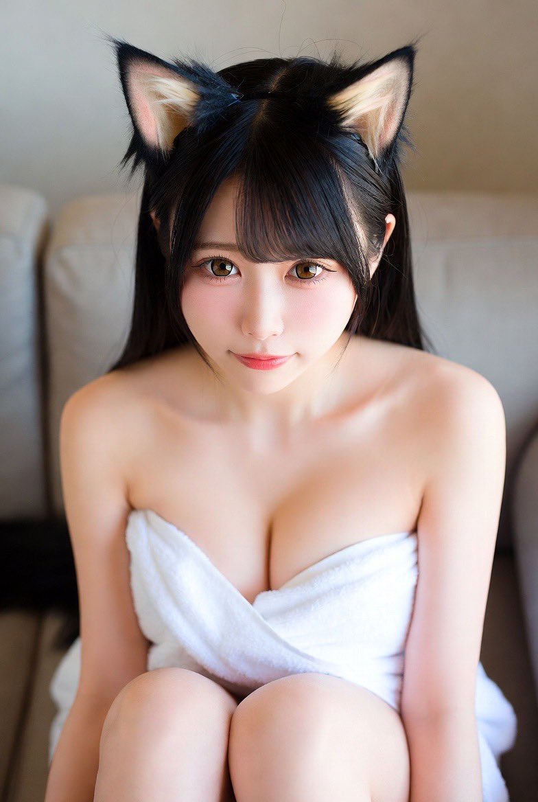er__ma__'s tweet photo. 猫耳メイドお風呂上がり。 https://t.co/iRPK8XQ9b1