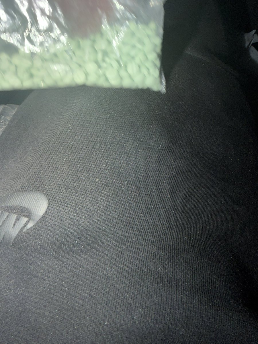 rellhunxho's tweet photo. I got this shit from scram scrapin this ain’t legal money🥼 https://t.co/JuOjk3LvKr