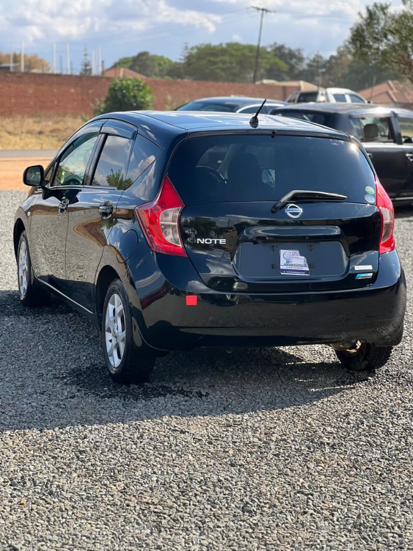 NoorishTech's tweet photo. UNREGISTERED NISSAN NOTE IN LILONGWE 

• 2014 model
• Mileage 52,000kms
• Petrol Engine - Eco Mode 
• Automatic Transmission 
• Just Arrived (Duty Paid)
• Very very smart machine 

MK 18 million
0996173050 https://t.co/TE3hsj8S0D