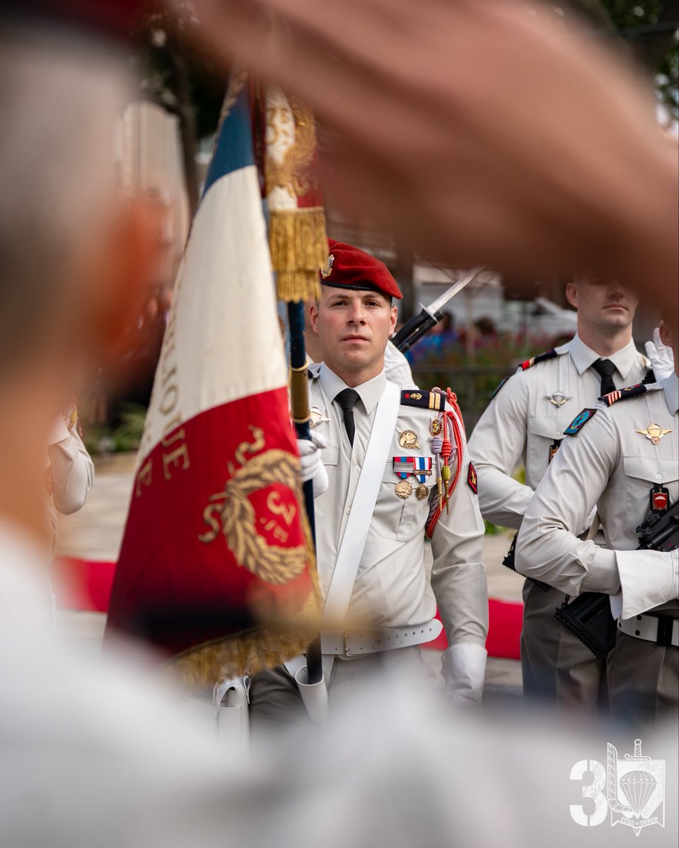 3RPIMa's tweet photo. 🇫🇷 Commémoration du 8 mai 1945 🇫🇷

Ce matin, le 3e RPIMa a participé à la cérémonie commémorative de la Victoire du 8 mai 1945 à Carcassonne.

Se souvenir, transmettre et honorer l’engagement de nos anciens...

#3RPIMa #8Mai1945 #DevoirDeMémoire #Commémoration #France https://t.co/NLbdVw0WQF