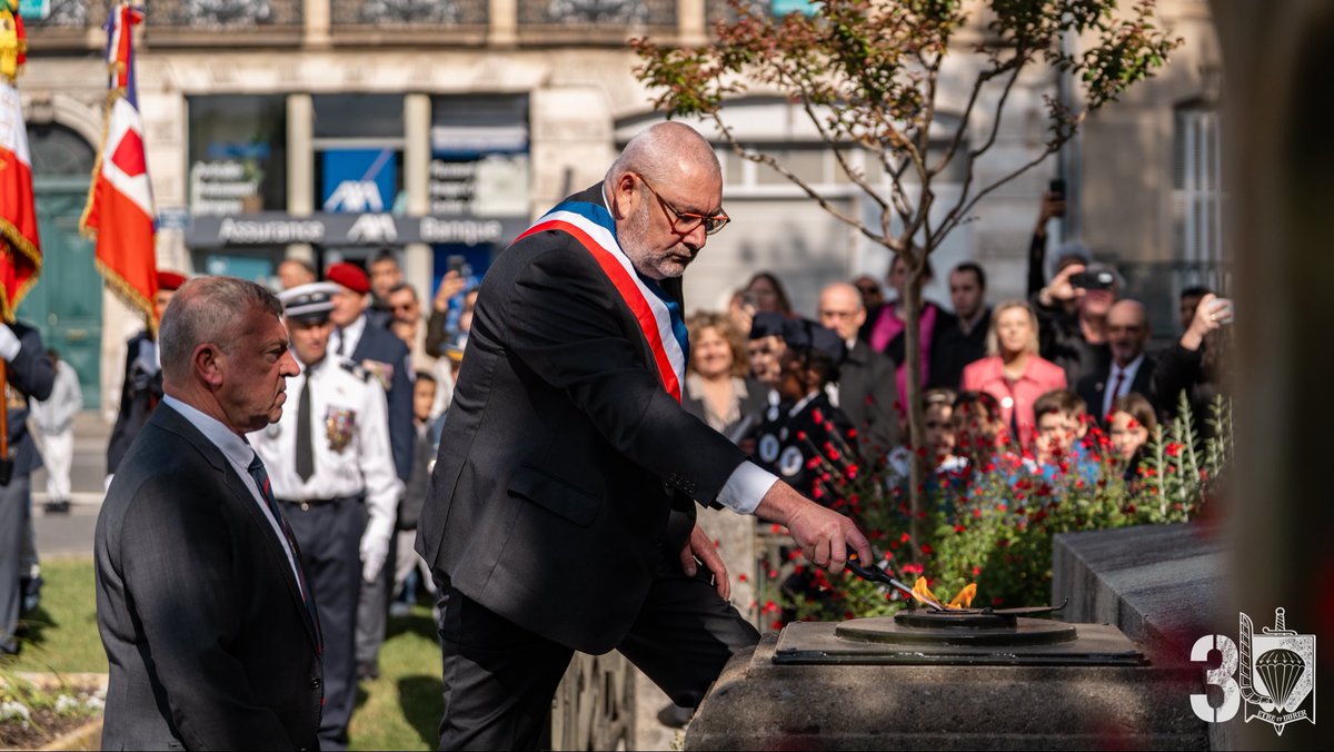 3RPIMa's tweet photo. 🇫🇷 Commémoration du 8 mai 1945 🇫🇷

Ce matin, le 3e RPIMa a participé à la cérémonie commémorative de la Victoire du 8 mai 1945 à Carcassonne.

Se souvenir, transmettre et honorer l’engagement de nos anciens...

#3RPIMa #8Mai1945 #DevoirDeMémoire #Commémoration #France https://t.co/NLbdVw0WQF