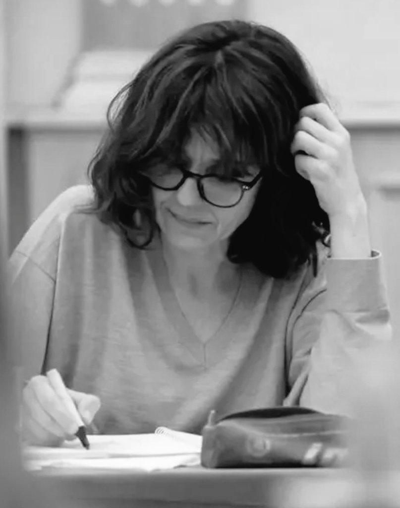 Claudia1570031's tweet photo. quando mettete questi capolavori così all'improvviso dovete avvisare, il rischio infarto è troppo elevato 🥵
#vanessascalera #Lidodellesirene https://t.co/qN1WpVI8iZ